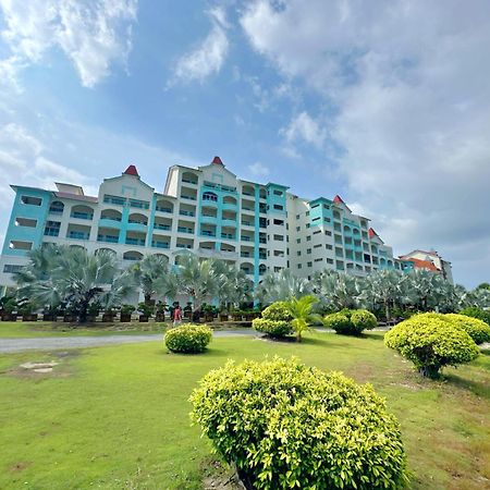 Anylodge Waterfront Marina Island Pangkor Lumut Exterior photo