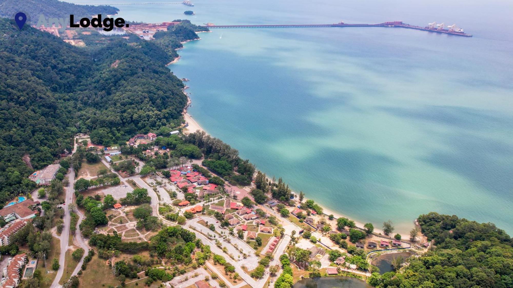 Anylodge Waterfront Marina Island Pangkor Lumut Exterior photo