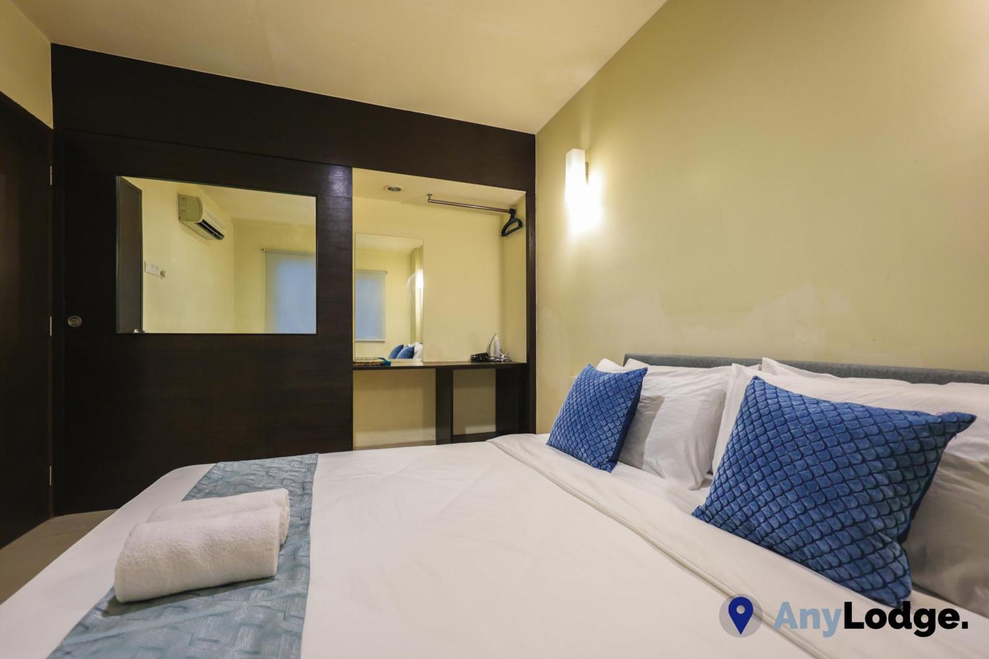 Anylodge Waterfront Marina Island Pangkor Lumut Room photo