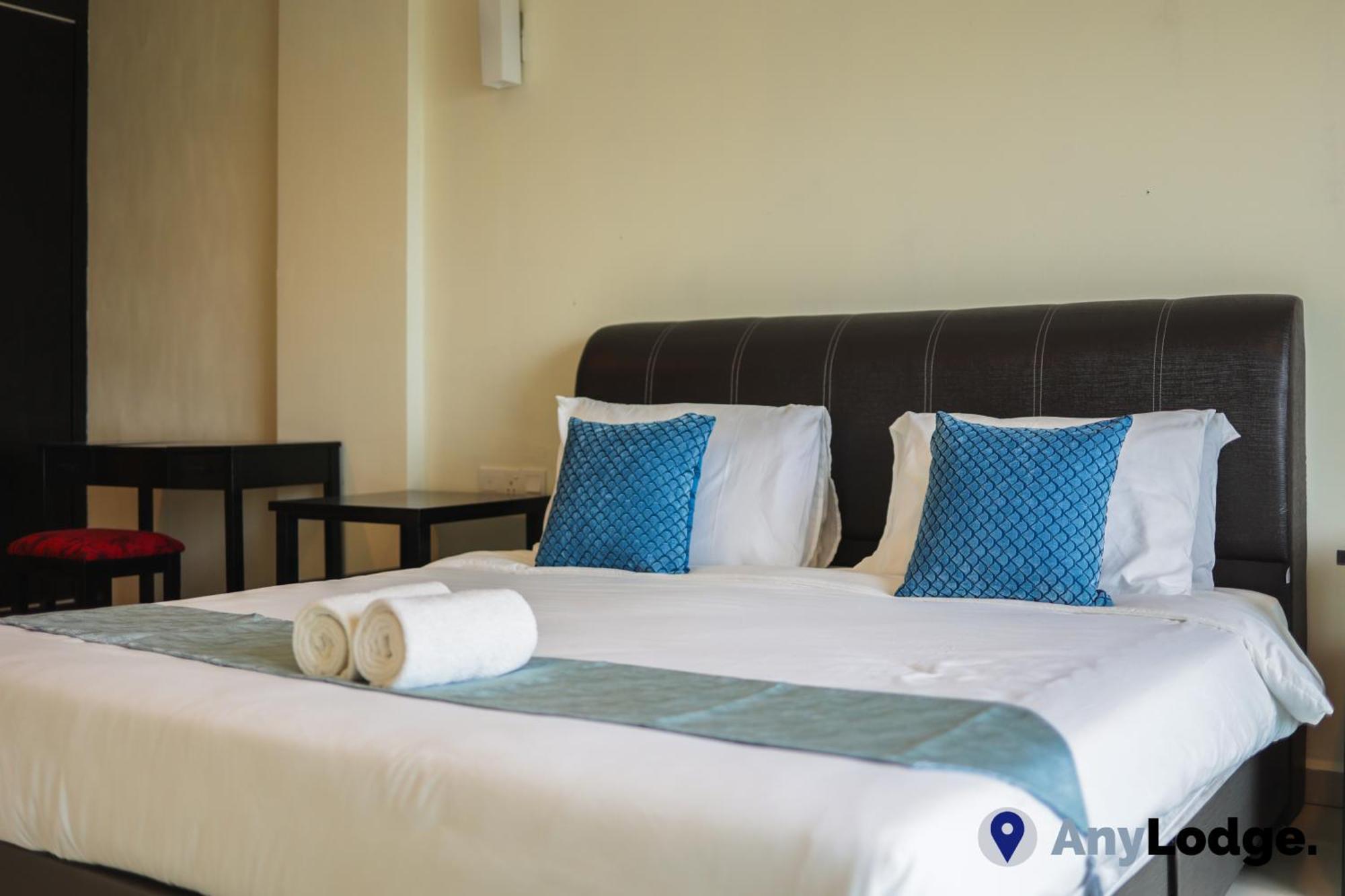 Anylodge Waterfront Marina Island Pangkor Lumut Exterior photo