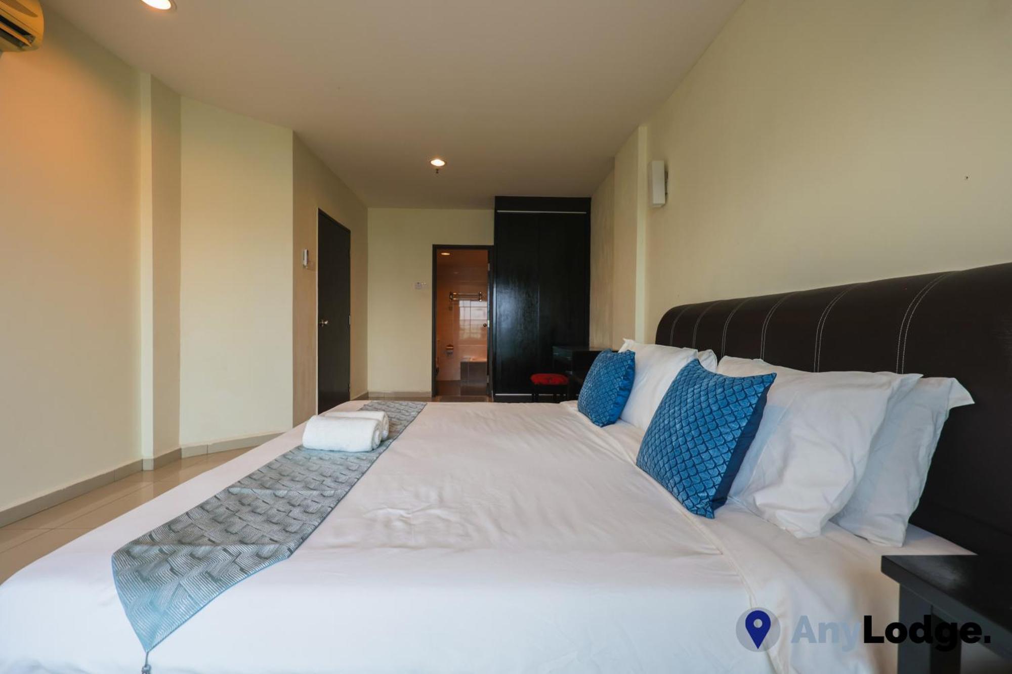Anylodge Waterfront Marina Island Pangkor Lumut Room photo