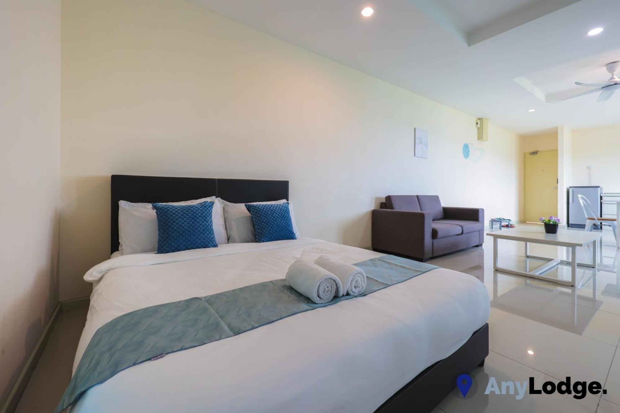Anylodge Waterfront Marina Island Pangkor Lumut Room photo
